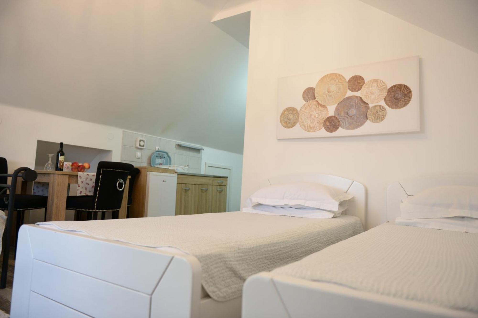 Apartments Idila Bela Crkva  Eksteriør bilde